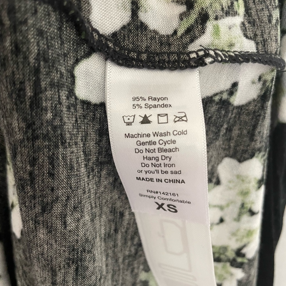 LuLaRoe Black and White Sheath Maxi Dress V-Neck​​​​ - Picture 8 of 9